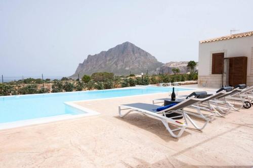 Custonaci Villa | Villa Beatrice