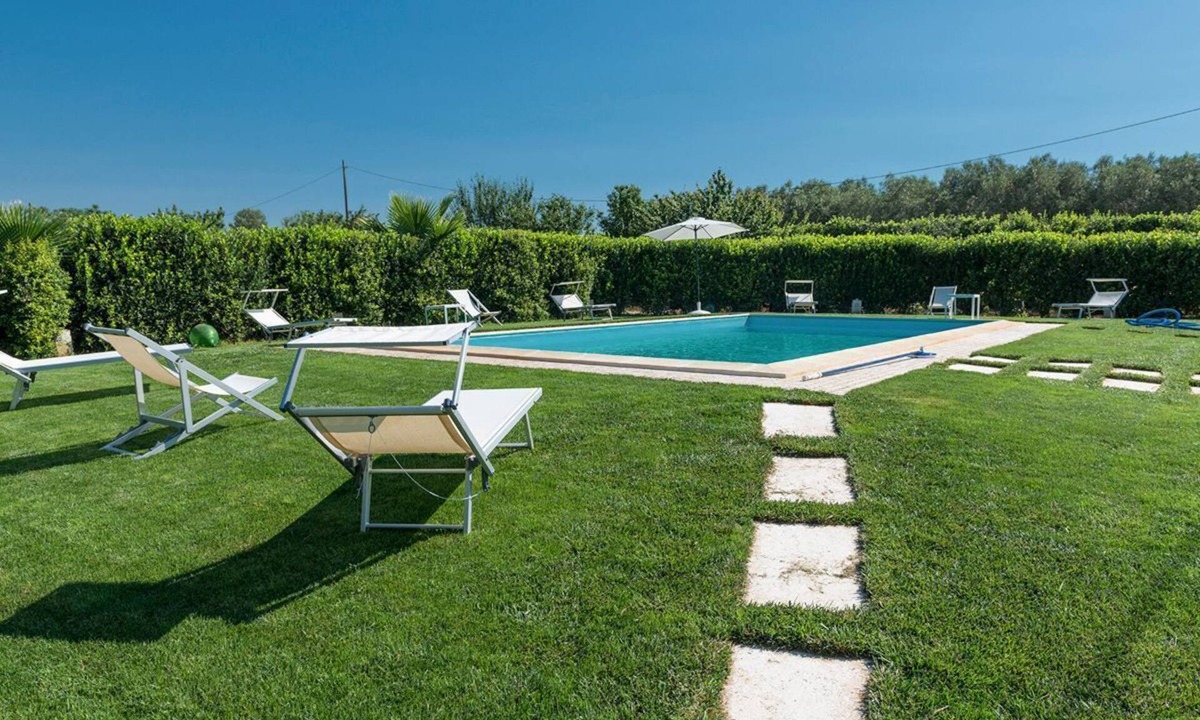 Melissano Villa | Villa Bianca - Four Bedroom Villa, Sleeps 12