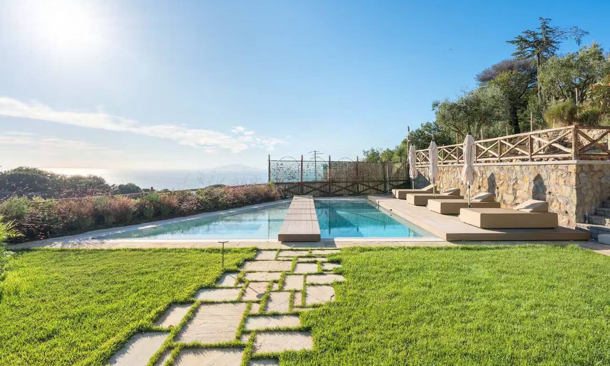 Schiazzano House | Villa Cantuccio by Fantasia Villas