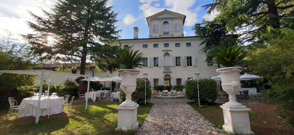 Vivaro Hotel | Villa Cigolotti