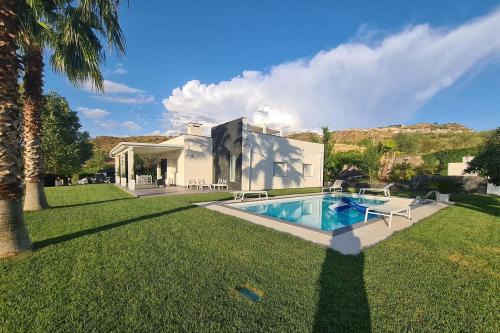 Leonforte Villa | Villa con piscina