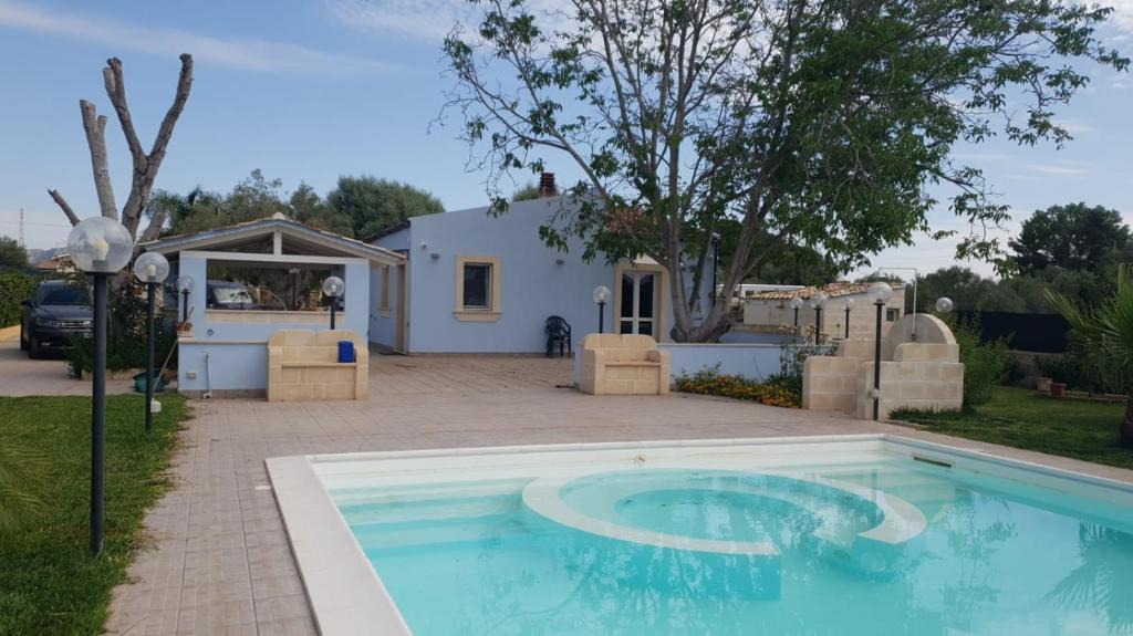 Floridia House | Villa Giasi