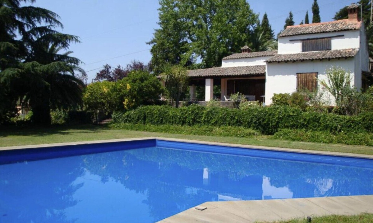 Coste Villa | Villa Iolanda – with Pool Surrounded by Beautiful Vineyards