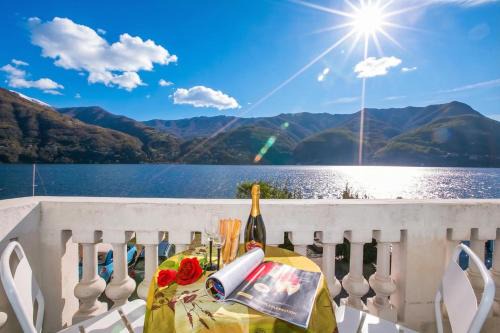 Carate Urio Apartment | Villa Larius Balcone