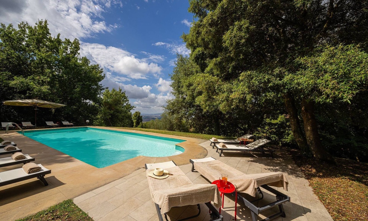 Gambassi Terme Villa | Villa Linchiano with Historic Tower and Private Pool
