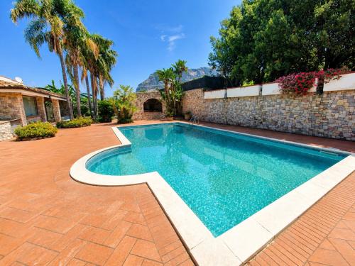 Cinisi Villa | Villa Magaggiari Pool & Beach