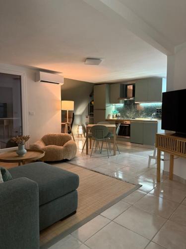 Montepaone Apartment | Villa Montepaone