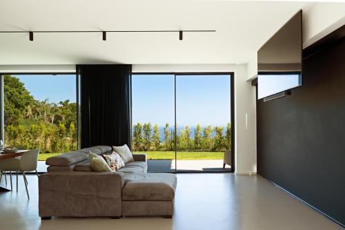 Aci Castello Villa | Villa Monterosso, Acicastello