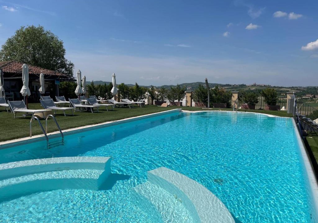 Vignale Monferrato Hotel | Villa Morneto - Adults only