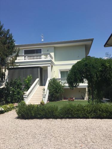 Arco Apartment | Villa Romantika