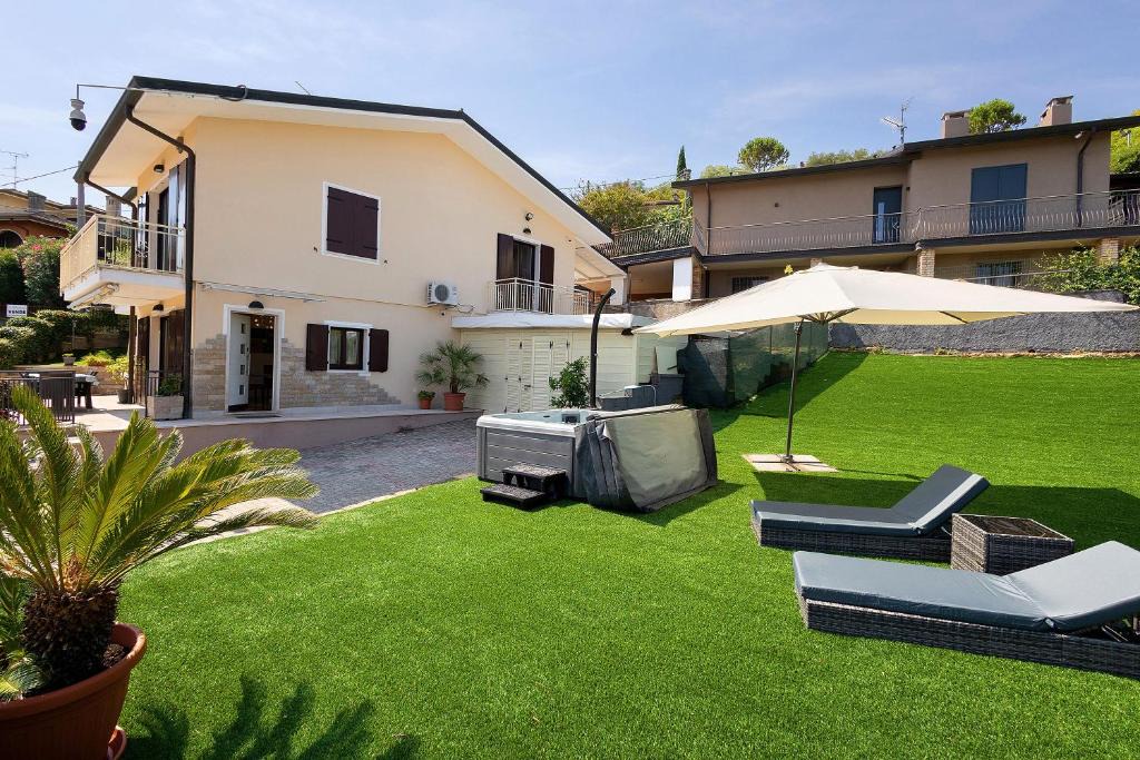 Peschiera del Garda Villa | Villa Sensation Lake Garda