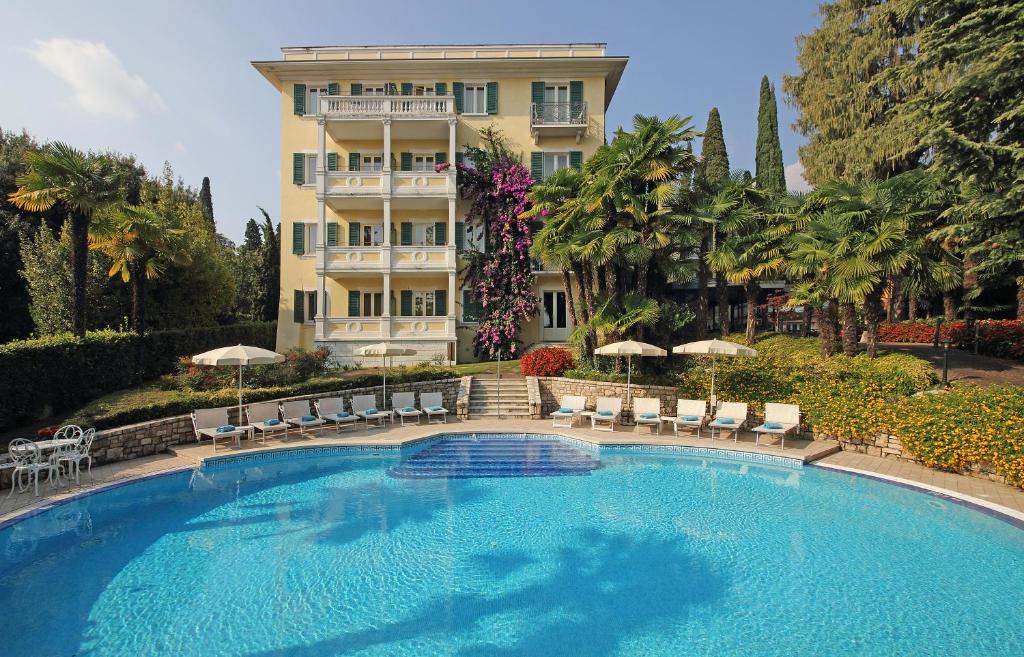 Gardone Riviera Hotel | Villa Sofia Hotel