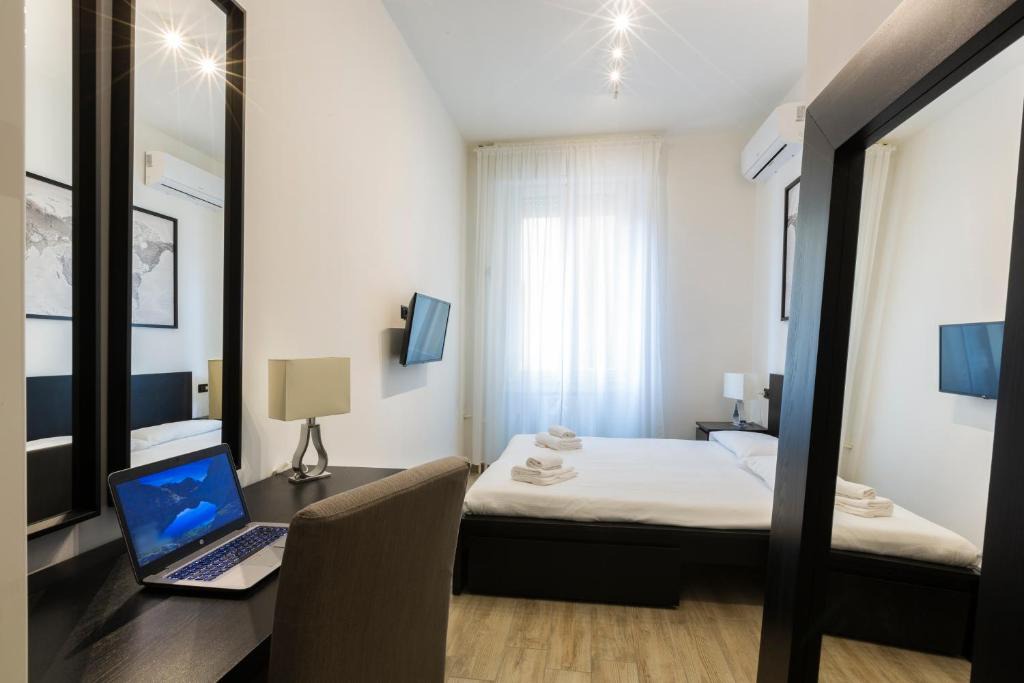 Affori Apartment | Yellow Line Apartment