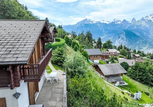 85 m² Accommodation ∙ 3 bedrooms ∙ 6 guests in Nendaz