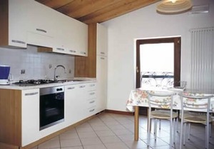 Flat with a view of the water