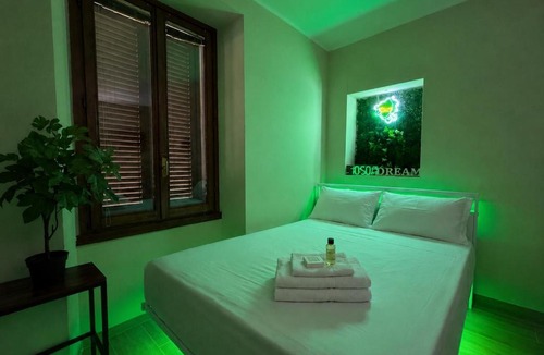 Vimercate Apartment | 1 Astro Suite Milano-Monza Apartment