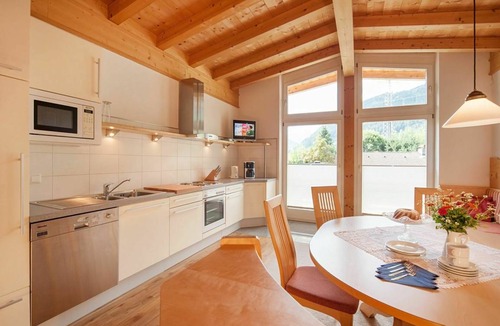Distelberg Apartment | 100 m² Apartment ∙ 4 bedrooms ∙ 8 guests