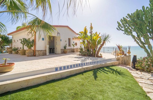 Ciotta House | 2 bedroom amazing home in Ciotta