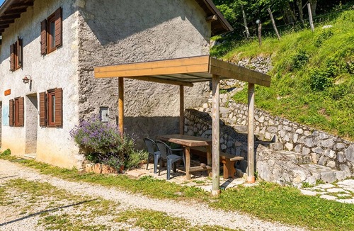 Sovramonte House | 2 bedroom nice home in Sovramonte