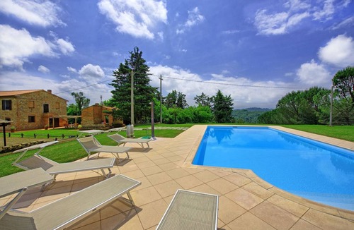 Toiano Villa | 220 m² Villa ∙ 4 bedrooms ∙ 8 guests