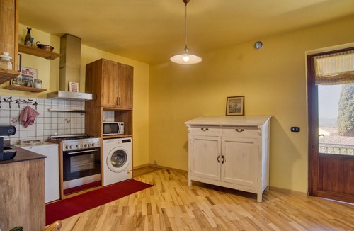 Pozzo House | 3 bedroom awesome home in Località Pozzo, Arezzo