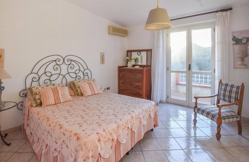 Camini Apartment | 3 bedroom accommodation in CAMINI