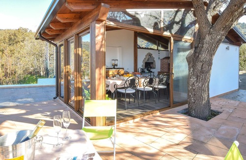 Falerna Apartment | 4 bedroom accommodation in Falerna