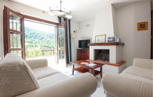 Sessa Cilento House | 5 Bedroom Beautiful Home In Sessa Cilento