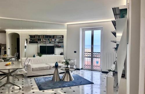 Sturla Apartment | AD Home Mare - frontemare, 1 minuto dalla spiaggia