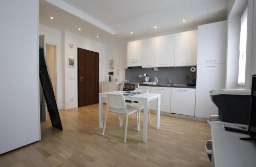 Acquabella Apartment | Adriana Metro Suite