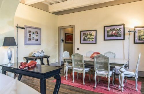Massa Castello House | Affascinante e rilassante appartamento con piscina