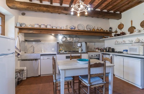 Lucca Villa | Agli Orti, villa with pool, view, WiFi. Lucca