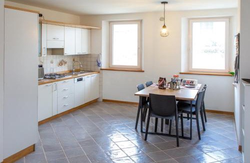 Castello d'Aviano Apartment | Ai Foresti