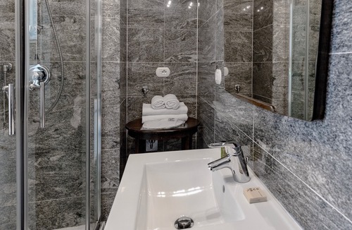 Stadera House | Aiello Suites Executive