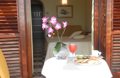 Lipari Historic Centre Hotel | Aktea