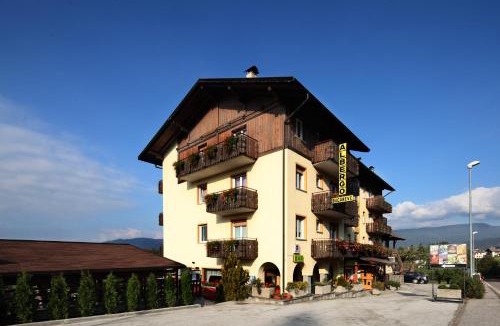 Malosco Hotel | Albergo Bucaneve