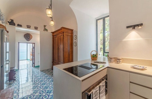 Vietri sul Mare Apartment | Albori Tower
