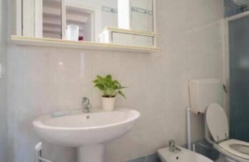 Uggiano la Chiesa Bed & Breakfast | Anemone Studios - Double room with extra bed in Salento