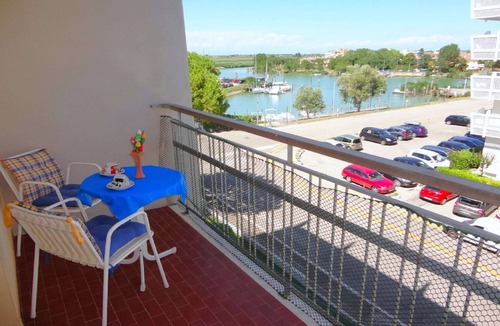 Porto Santa Margherita Apartment | Apartment in Porto Santa Margherita near Beach
