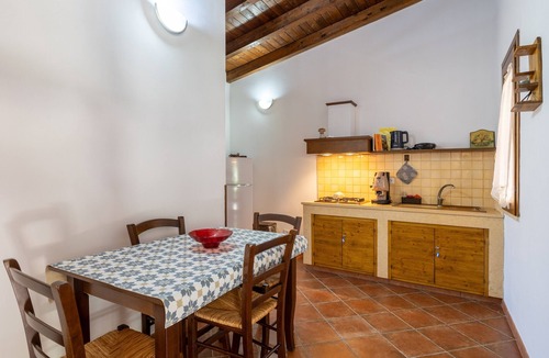 Menfi Apartment | Apartment 'Beta' with Shared Terrace, Wi-Fi and Air Conditioning