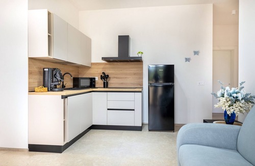 Cisternino Villa | Apartment 'Gea' with Private Garden, Wi-Fi and Air Conditioning