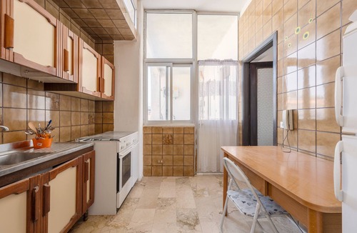 Mondello Apartment | Apartment 'Large Martini' with Mountain View, Wi-Fi and Air Conditioning