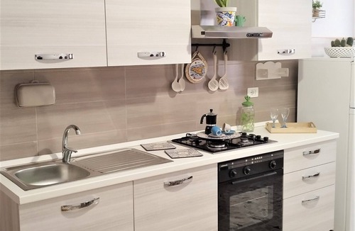 Avola Apartment | Apartment 'S'accomodassi - Tra Città E Mare' with Air Conditioning
