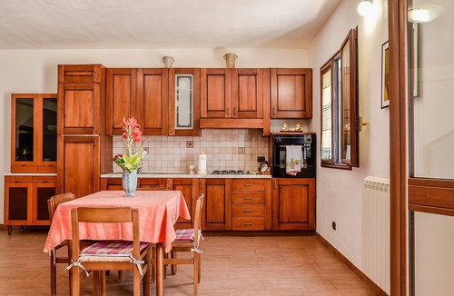 Sciacca Apartment | Apartment 'Villa Sovareto' with Sea View, Shared Garden and Wi-Fi
