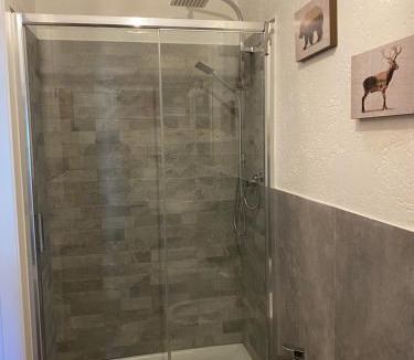 Antey-Saint-Andre Apartment | Appartamento Antey Saint André posizione centrale