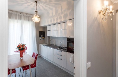 Verona City Centre Apartment | Appartamento con due camere e due bagni