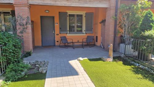 Coccaglio Apartment | Appartamento con giardino in Franciacorta
