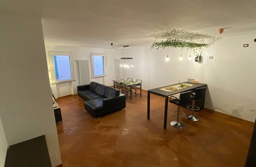 Centro Urbano Condo | Appartamento In Posizione Prestigiosa