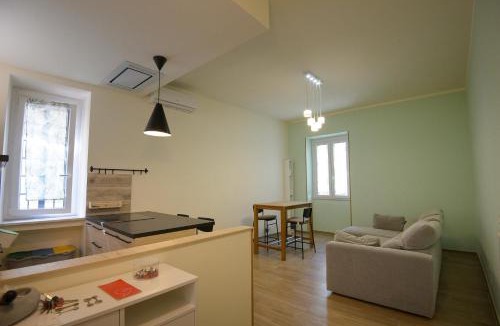 Quartiere XXVII Primavalle House | Appartamento Iris