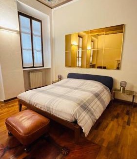 Oleggio Apartment | Appartamento La Corte
